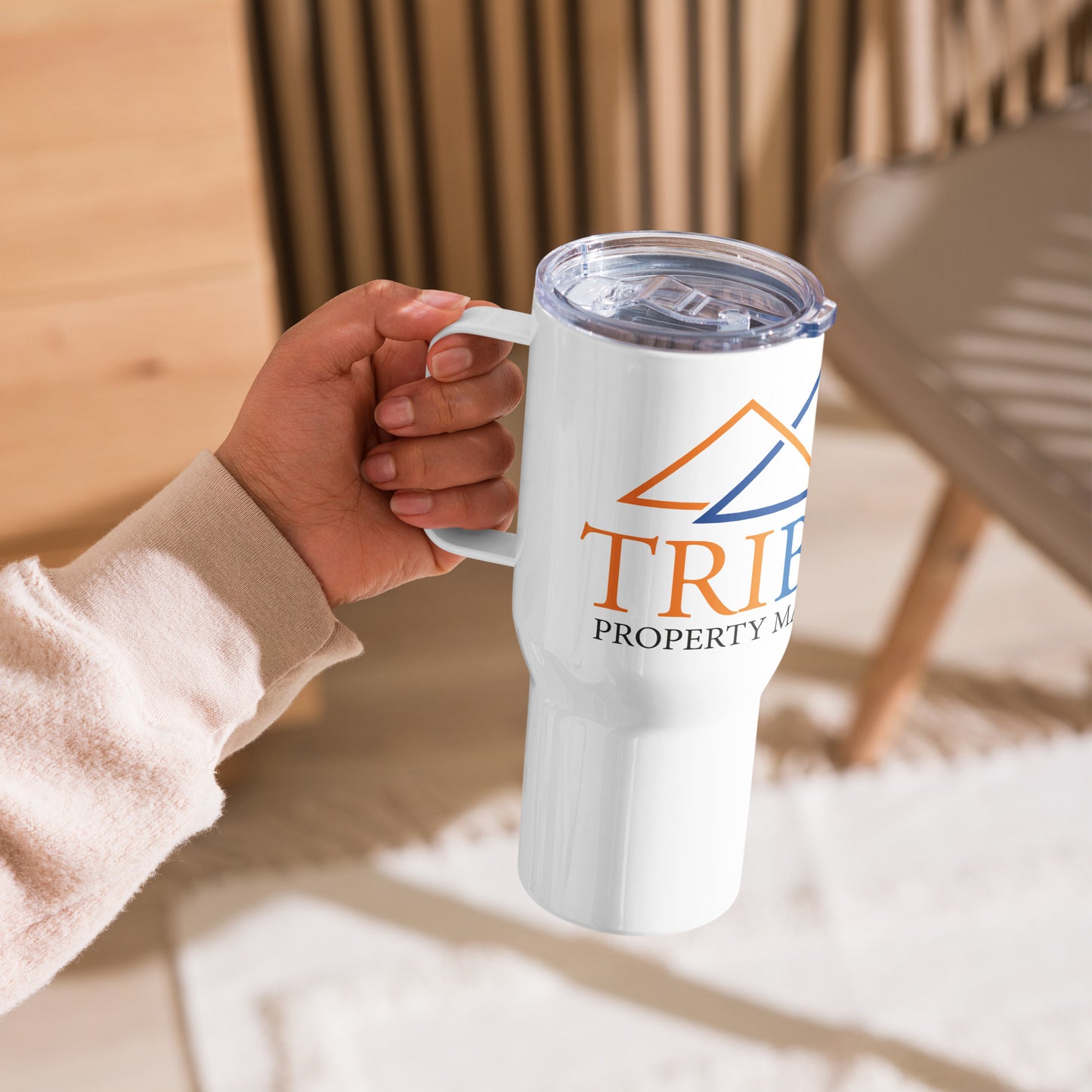 Tribond travel mug with a handle